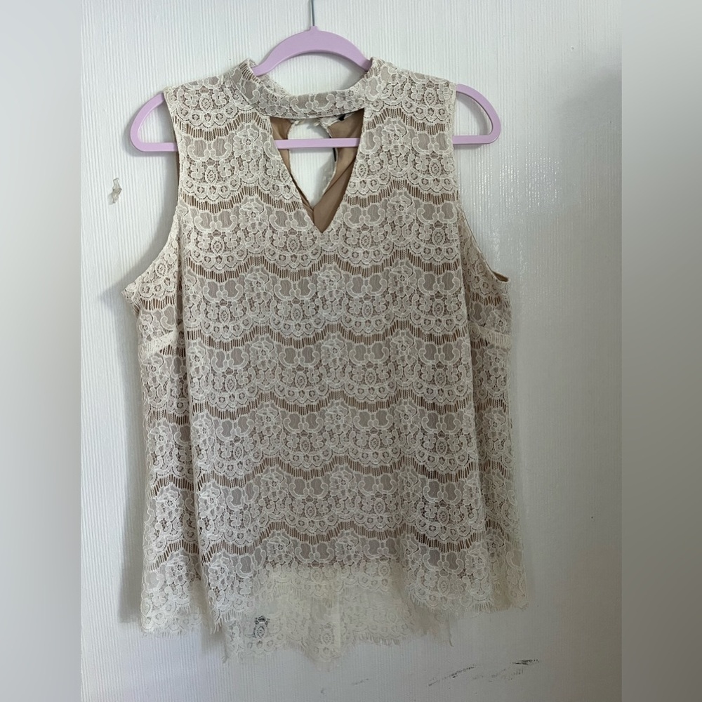 Rose & Olive Lace Sleeveless Blouse - Cream